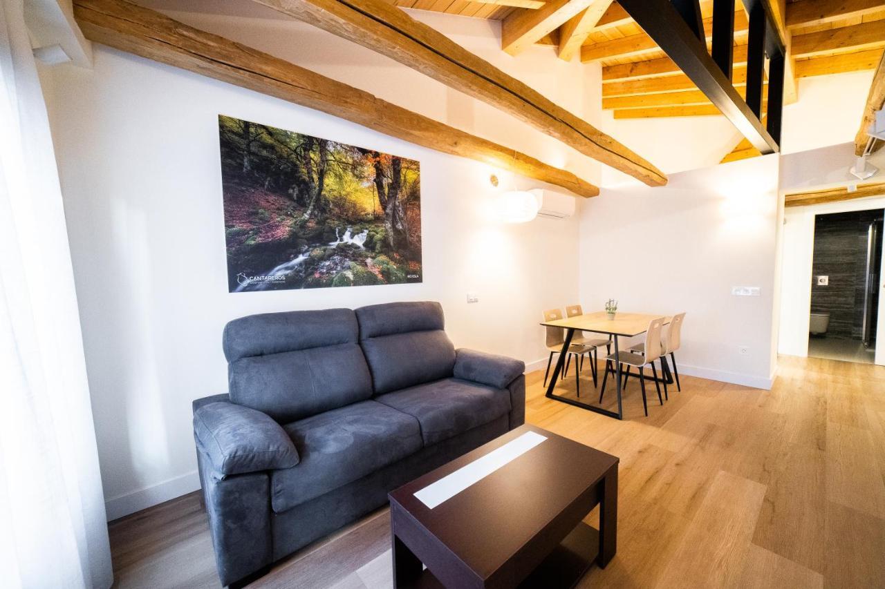 Apartamentos Mk77 Leon- Cantareros Luaran gambar