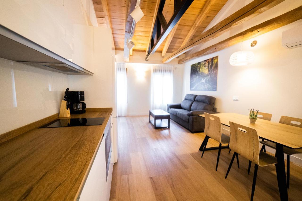 Apartamentos Mk77 Leon- Cantareros Luaran gambar