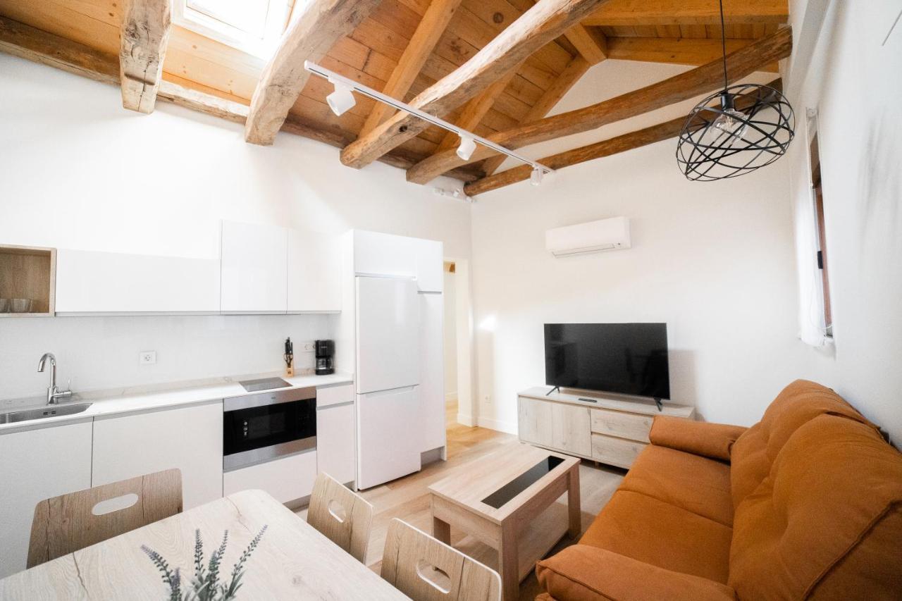 Apartamentos Mk77 Leon- Cantareros Luaran gambar